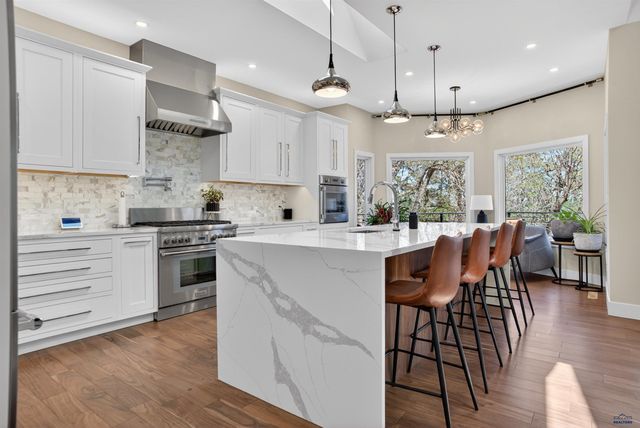 23649 WILDERNESS CANYON RD, Rapid City, SD 57702