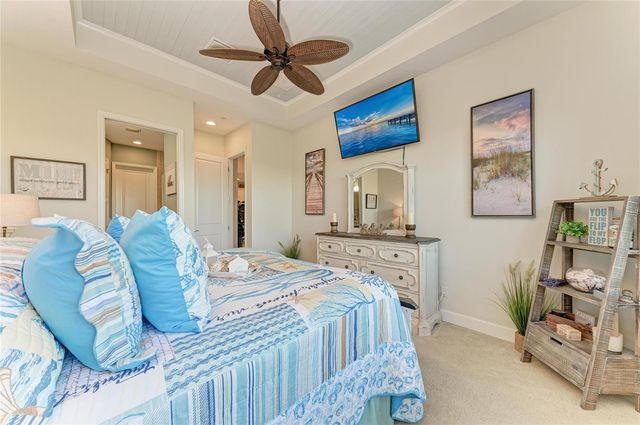 339 SAPPHIRE LAKE DRIVE 201, Bradenton, FL 34209