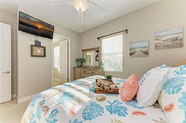 339 SAPPHIRE LAKE DRIVE 201, Bradenton, FL 34209