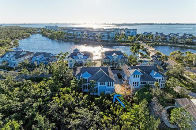 339 SAPPHIRE LAKE DRIVE 201, Bradenton, FL 34209