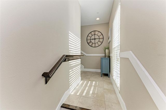 339 SAPPHIRE LAKE DRIVE 201, Bradenton, FL 34209