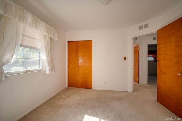 4120 Baybrook Drive, Waterford Charter Township, MI 48329