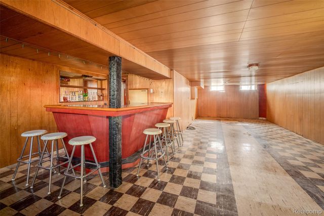 4120 Baybrook Drive, Waterford Charter Township, MI 48329