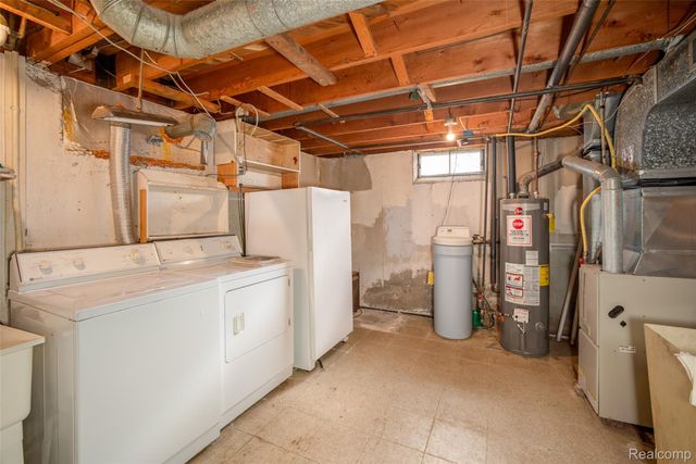 4120 Baybrook Drive, Waterford Charter Township, MI 48329