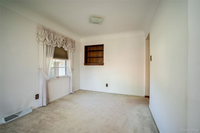 4120 Baybrook Drive, Waterford Charter Township, MI 48329