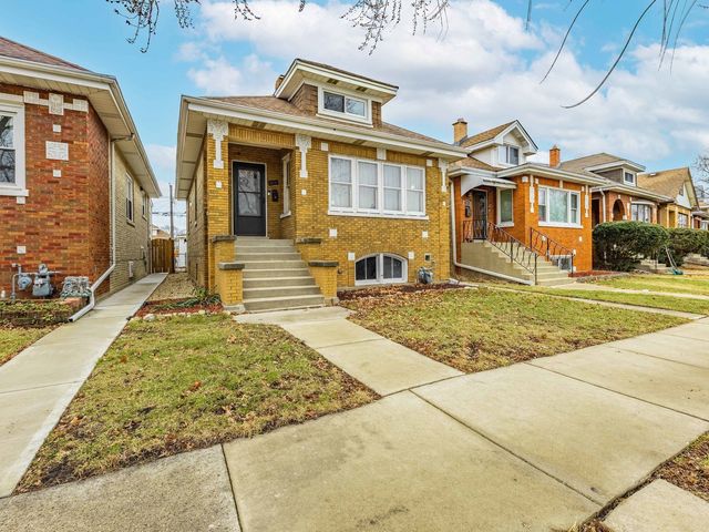 7871 W Oakleaf Avenue, Elmwood Park, IL 60707
