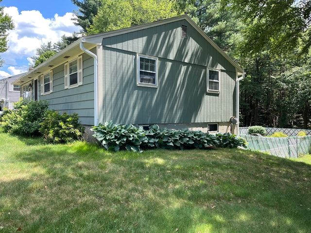 48 Birchcroft, Leominster, MA 01453