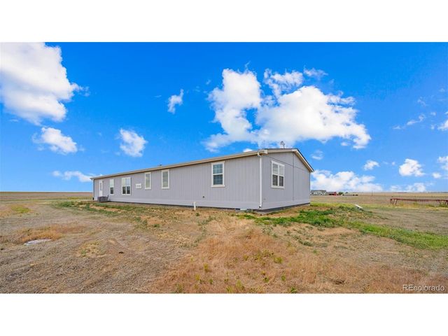 5676 County Road 77, Roggen, CO 80652
