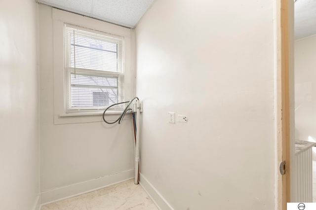 3244 R Street, Lincoln, NE 68503