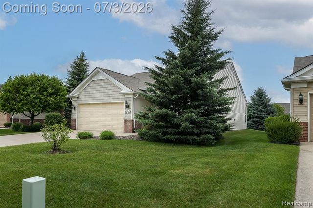 9385 Sand Hill Drive, Grand Blanc, MI 48439