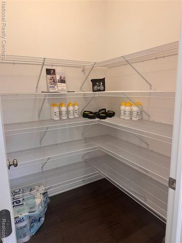 020 Medford Hill Drive, Metamora, MI 48455