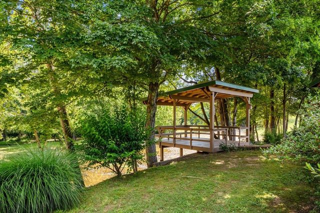 476 Gwin Cemetery Rd, Waverly, TN 37185