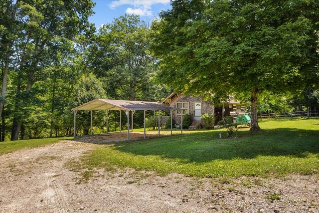 476 Gwin Cemetery Rd, Waverly, TN 37185
