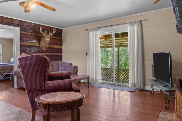 476 Gwin Cemetery Rd, Waverly, TN 37185