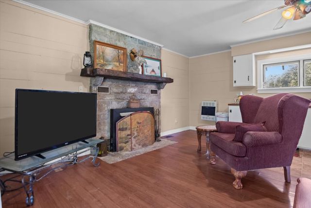 476 Gwin Cemetery Rd, Waverly, TN 37185