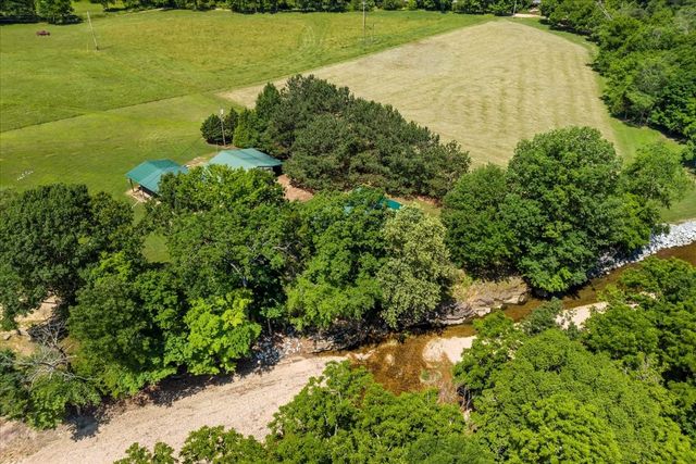 476 Gwin Cemetery Rd, Waverly, TN 37185