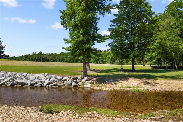 476 Gwin Cemetery Rd, Waverly, TN 37185