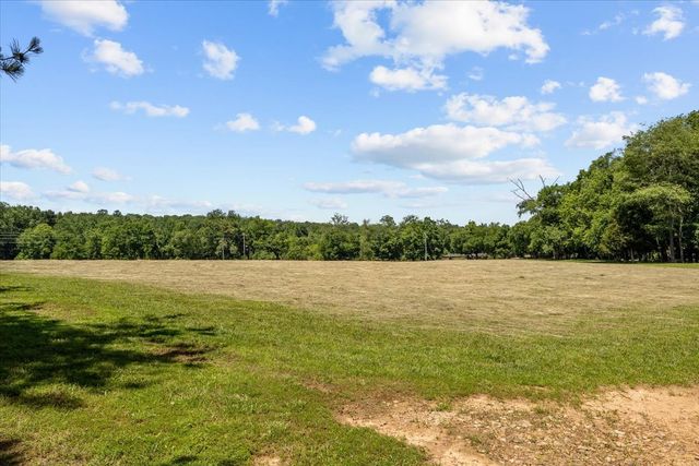 476 Gwin Cemetery Rd, Waverly, TN 37185