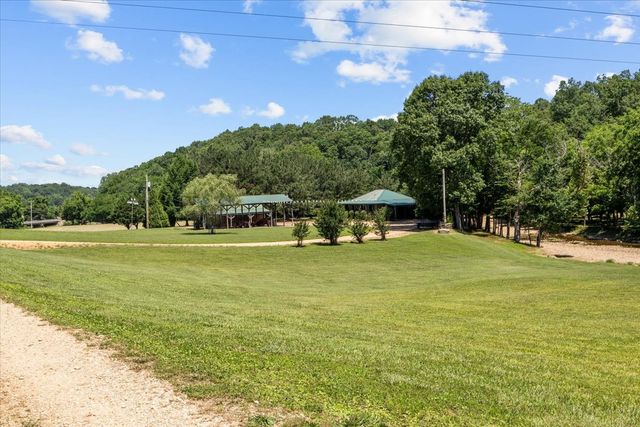 476 Gwin Cemetery Rd, Waverly, TN 37185