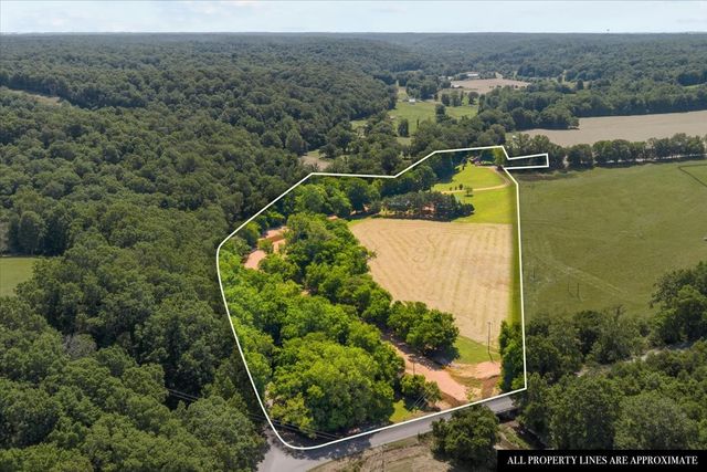 476 Gwin Cemetery Rd, Waverly, TN 37185