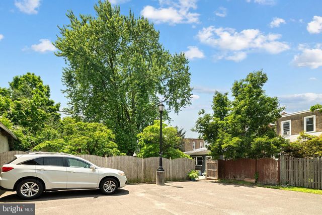 32 E COLLINGS AVE, Collingswood, NJ 08108