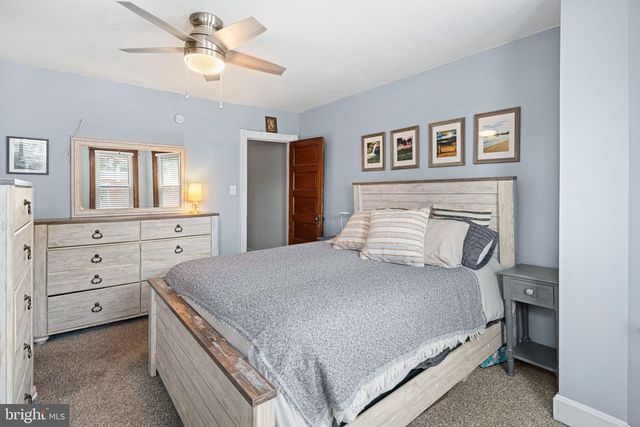 32 E COLLINGS AVE, Collingswood, NJ 08108