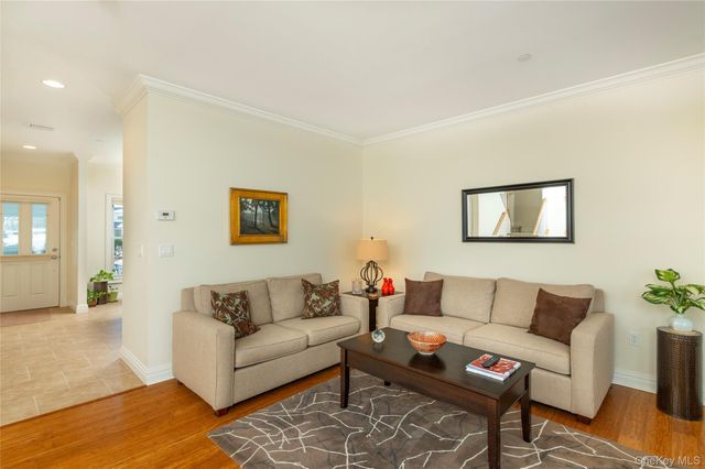 404 Gardenia Drive, Rhinebeck, NY 12572