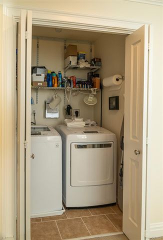 404 Gardenia Drive, Rhinebeck, NY 12572