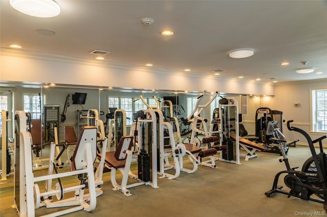 404 Gardenia Drive, Rhinebeck, NY 12572