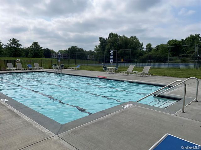 404 Gardenia Drive, Rhinebeck, NY 12572