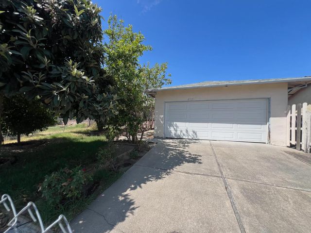 6717 Kermit Lane, Stockton, CA 95207