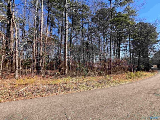 127 Lynn Drive, Gadsden, AL 35901