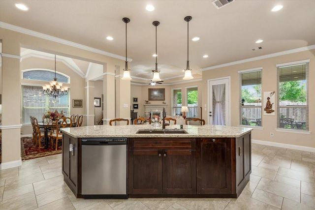 3771 Pinebrook Hollow Lane, Spring, TX 77386