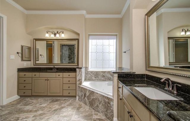 3771 Pinebrook Hollow Lane, Spring, TX 77386