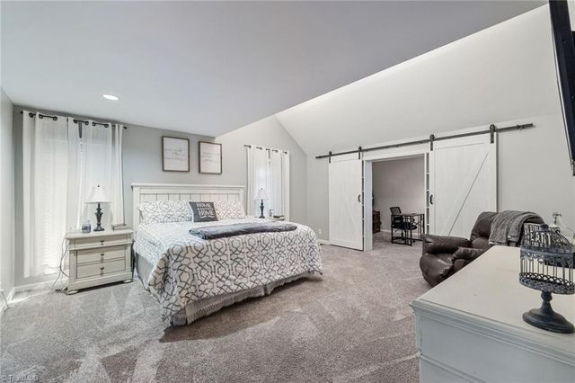 5928 Woodfield Drive, Kernersville, NC 27284
