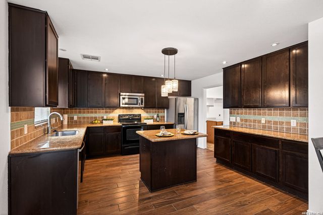 5213 Brookline, Schertz, TX 78108