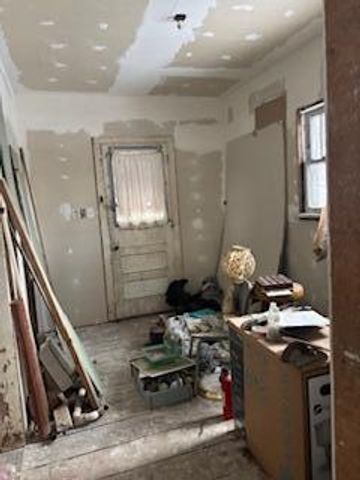 2721 Elkhart, Lake Station, IN 46405