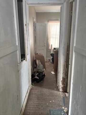 2721 Elkhart, Lake Station, IN 46405