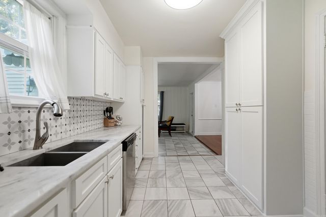 6109 Cantrell, Little Rock, AR 72207