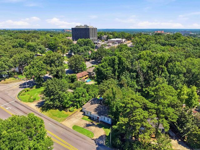 6109 Cantrell, Little Rock, AR 72207