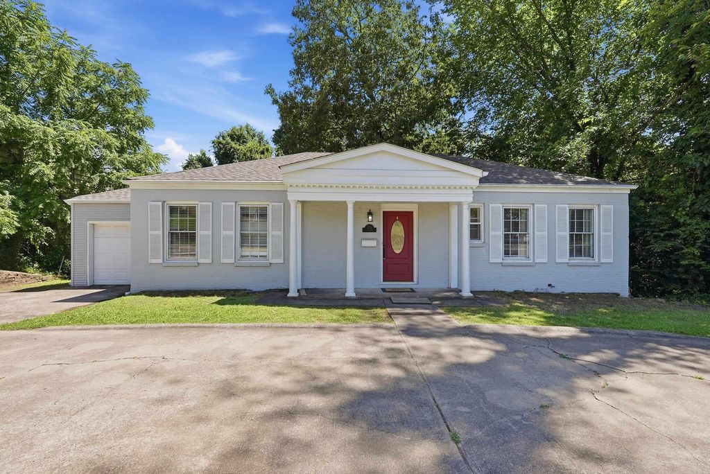 6109 Cantrell, Little Rock, AR 72207