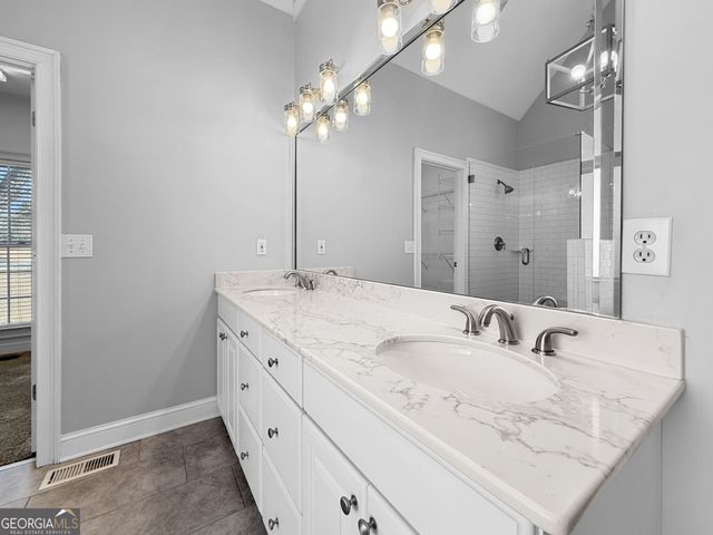 30 Lake Park Court, Sharpsburg, GA 30277