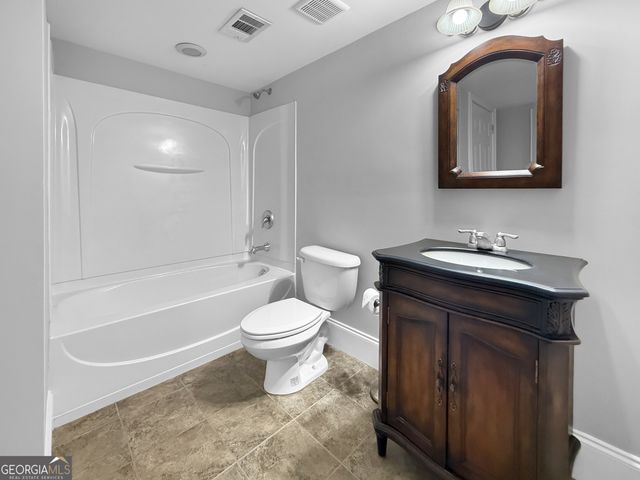 30 Lake Park Court, Sharpsburg, GA 30277