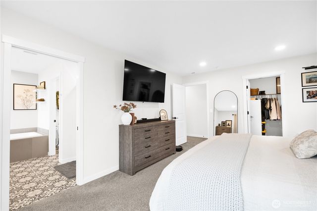 605 Cardinal Ave, Winlock, WA 98596