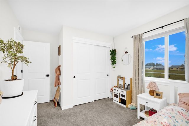 605 Cardinal Ave, Winlock, WA 98596