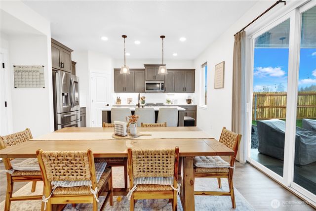 605 Cardinal Ave, Winlock, WA 98596