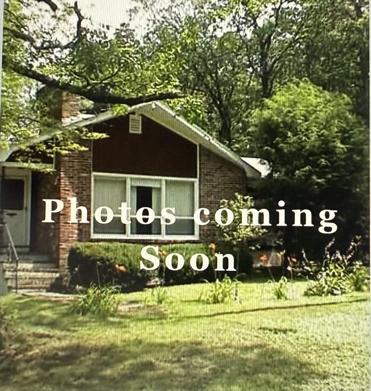16 Norwich St, Dedham, MA 02026