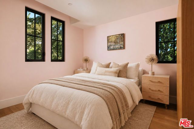 719 San Lorenzo Street, Los Angeles, CA 90402