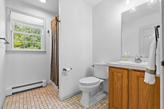 39 Harriman Road, Hudson, MA 01749