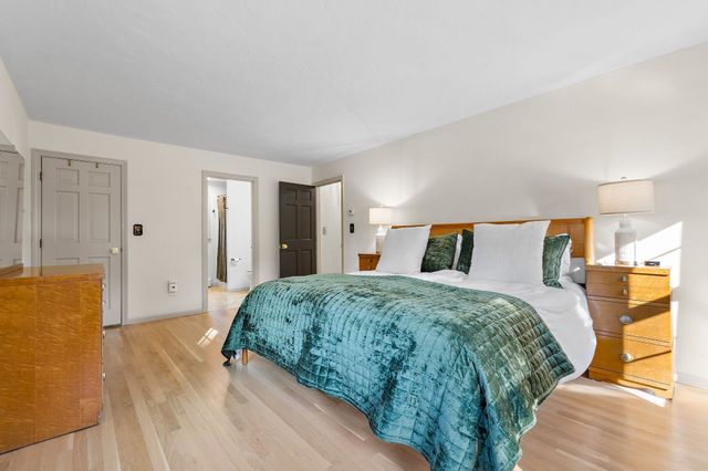 39 Harriman Road, Hudson, MA 01749